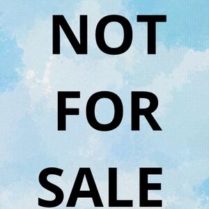 NOT FOR SALE.Iphone 15 magnetic case pink new